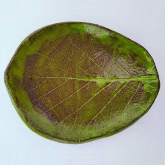 Ceramiczna podstawka – listek zielono-brązowy – widok z góry
