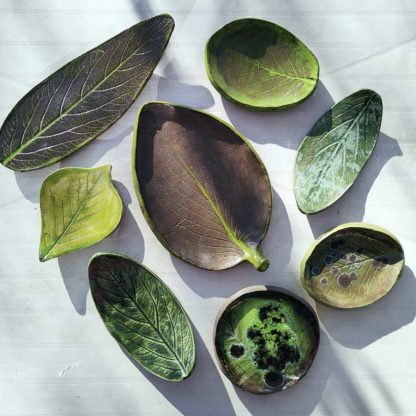ceramiczne podstawki – kolekcja listków zielonych
